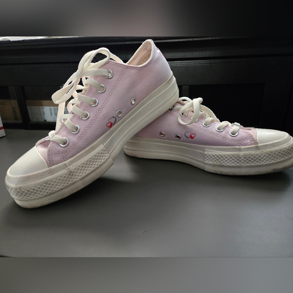 Converse Chuck Taylor Platform Low Top